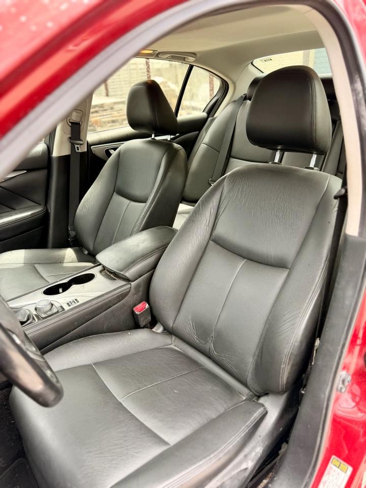 Infiniti Q50 Base 2015