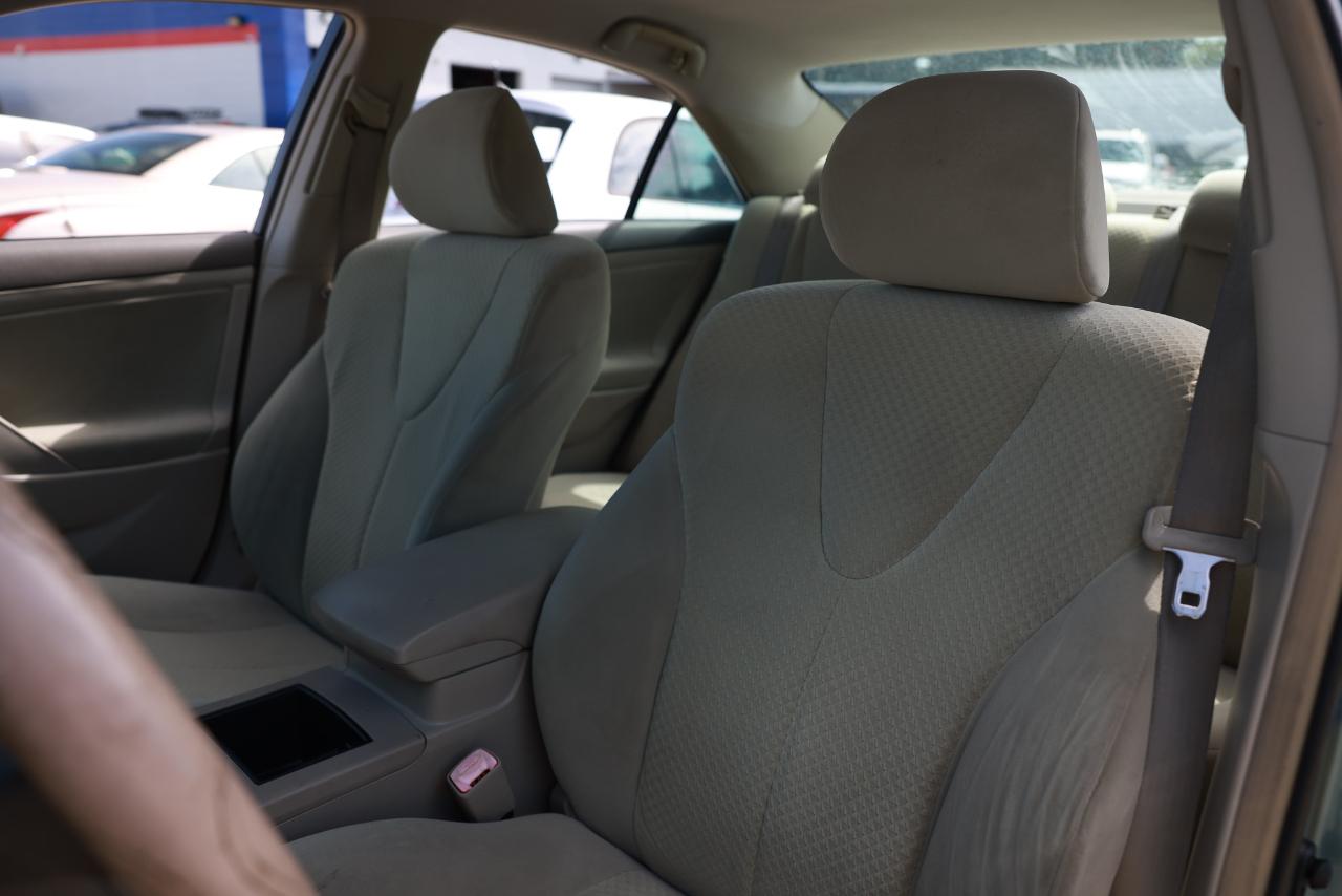 Toyota Camry LE 2007