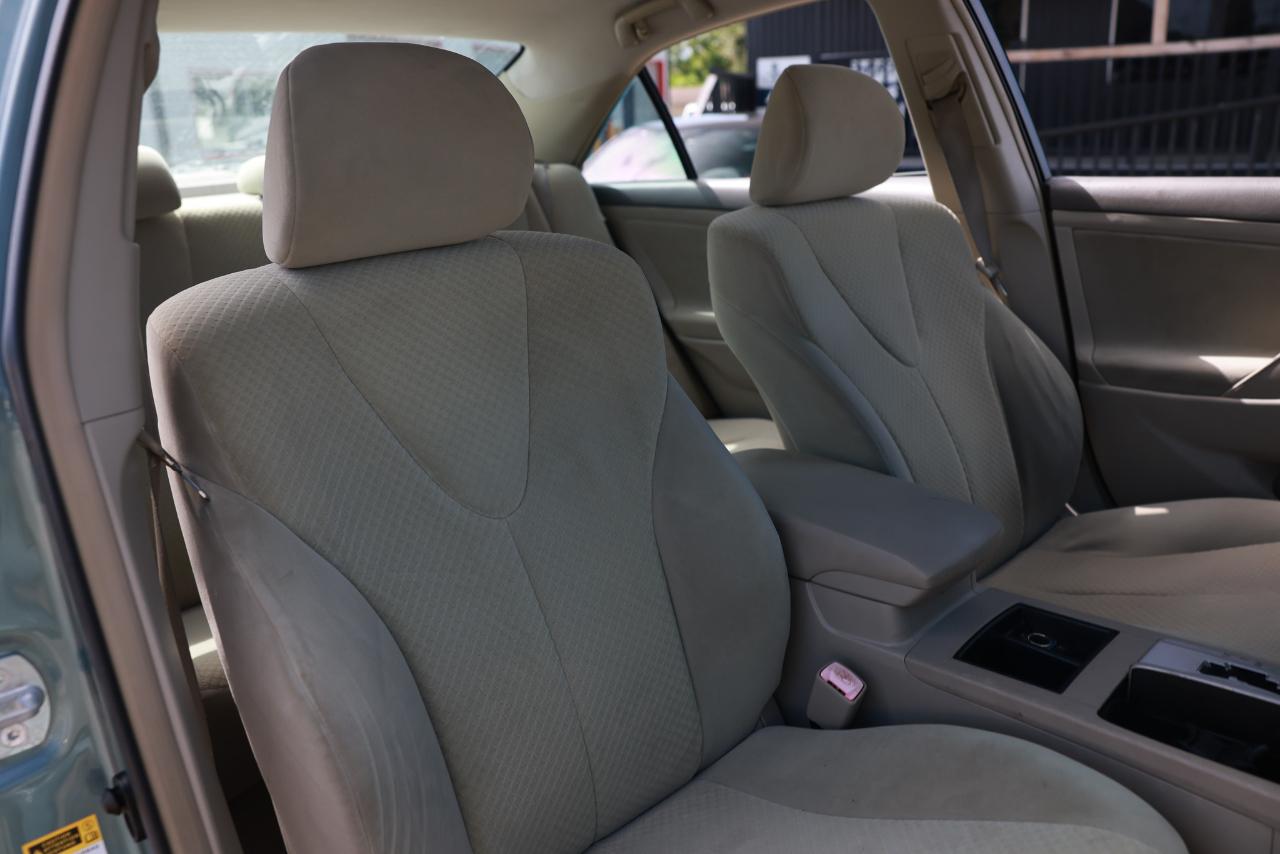 Toyota Camry LE 2007