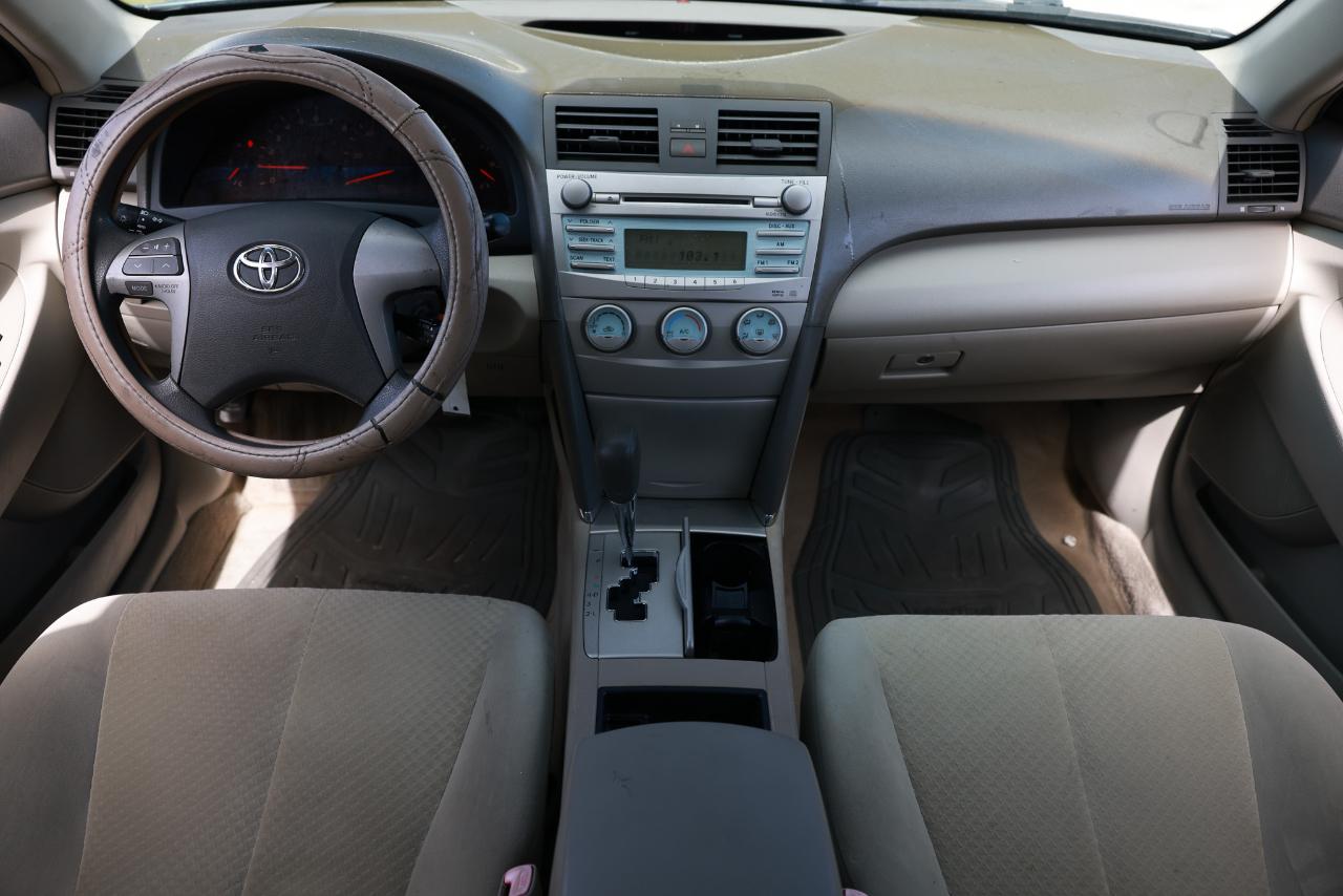 Toyota Camry LE 2007