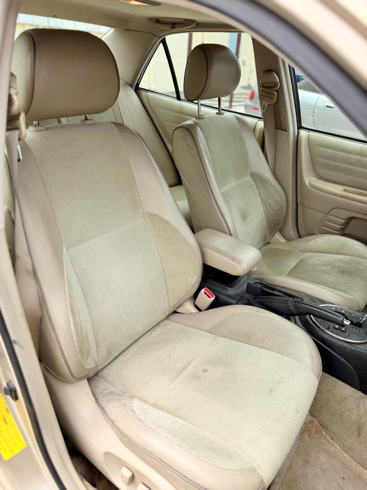 Lexus IS 300 4D Sedan 2004