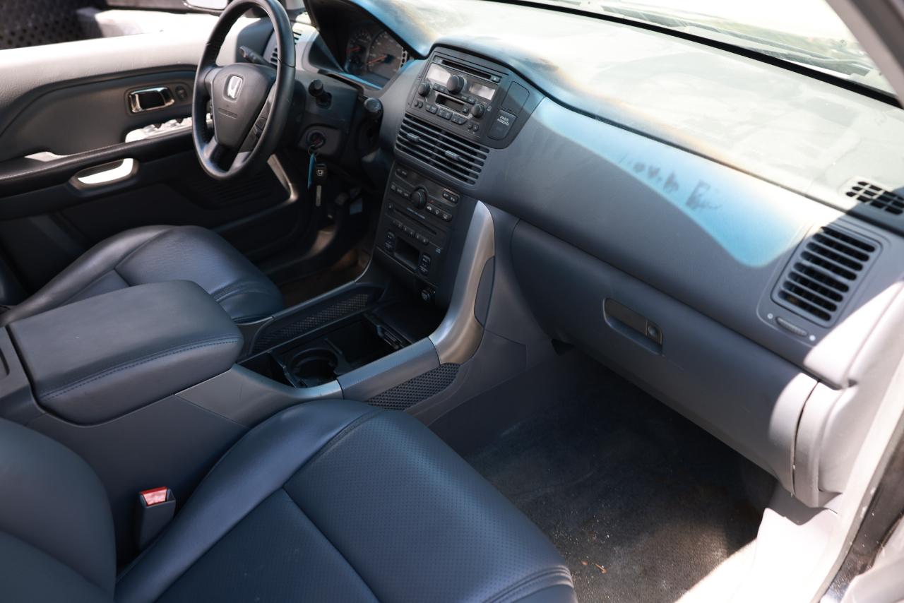 Honda Pilot EX w/ Leather 2005