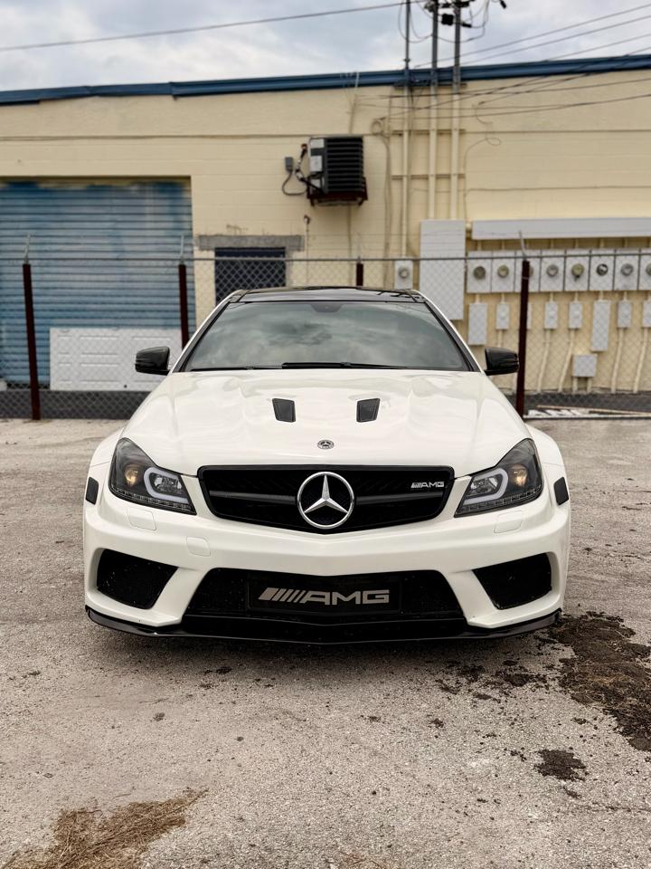 Mercedes-Benz C-Class C63 AMG Coupe 2012