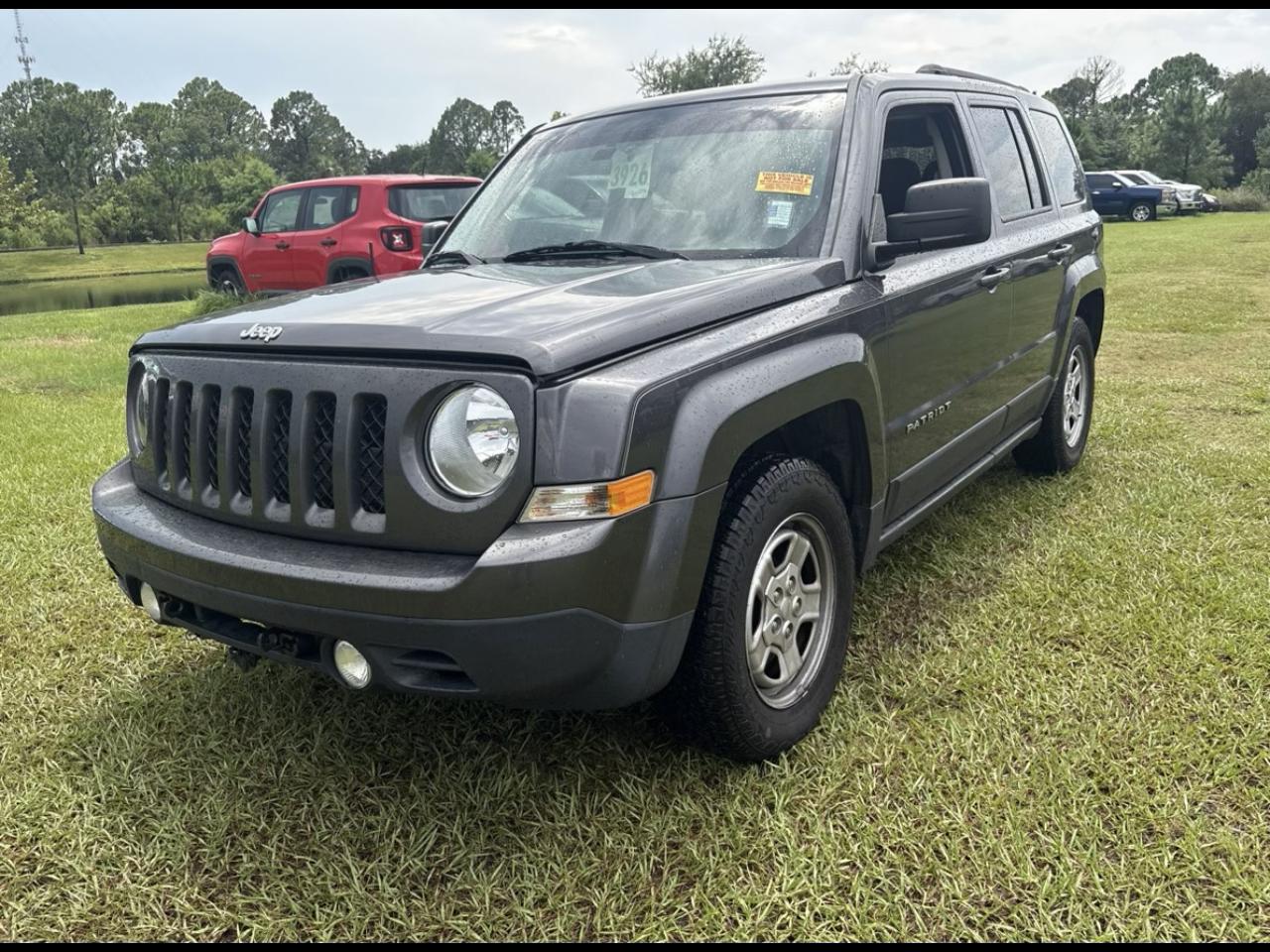 Gray 2015 Jeep Patriot SUV / Crossover Front-Wheel Drive Manual