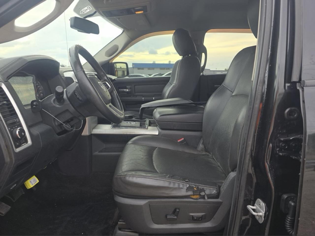RAM 1500 ST Crew Cab 2WD 2010
