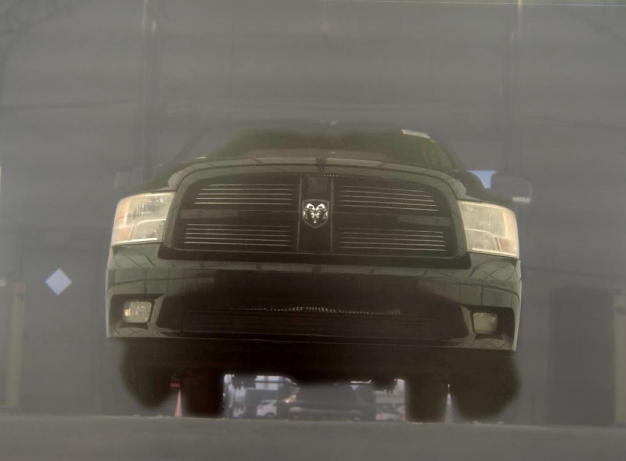 RAM 1500 ST Crew Cab 2WD 2010