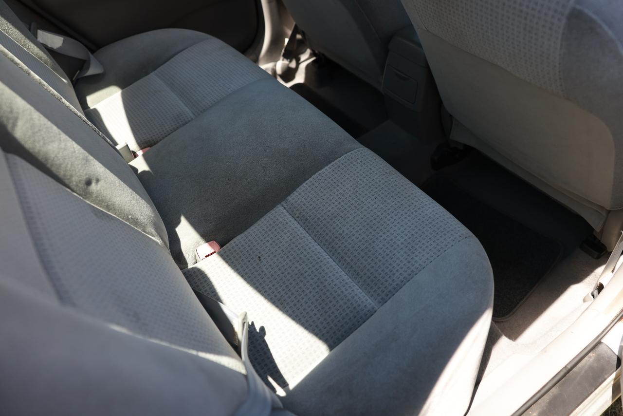 Toyota Corolla CE 2006