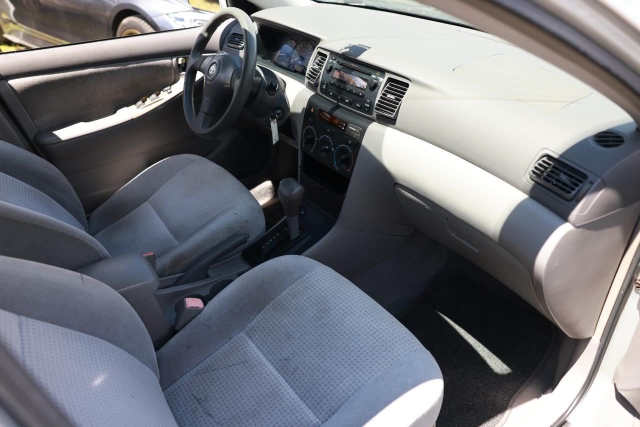 Toyota Corolla CE 2006