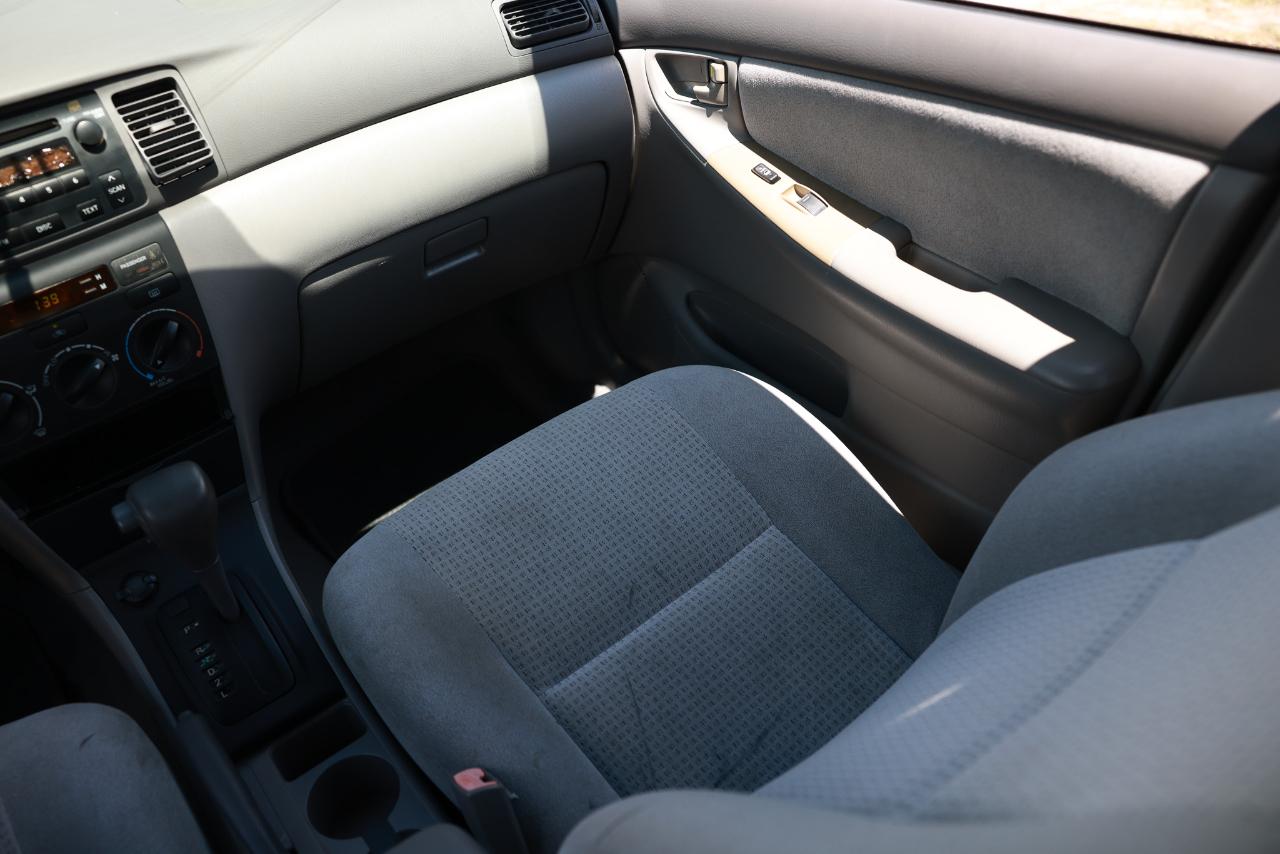 Toyota Corolla CE 2006