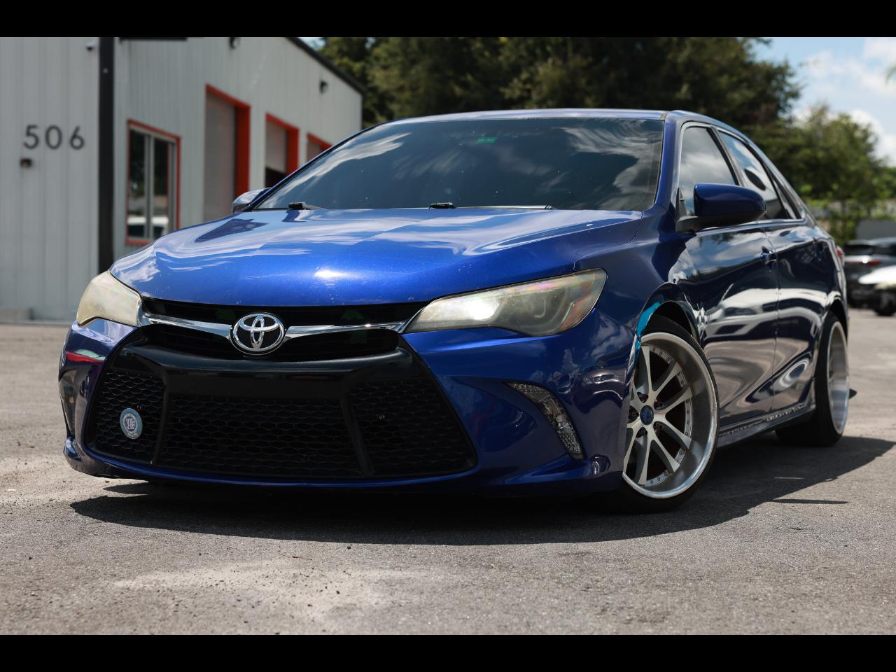 2015 Toyota Camry SE