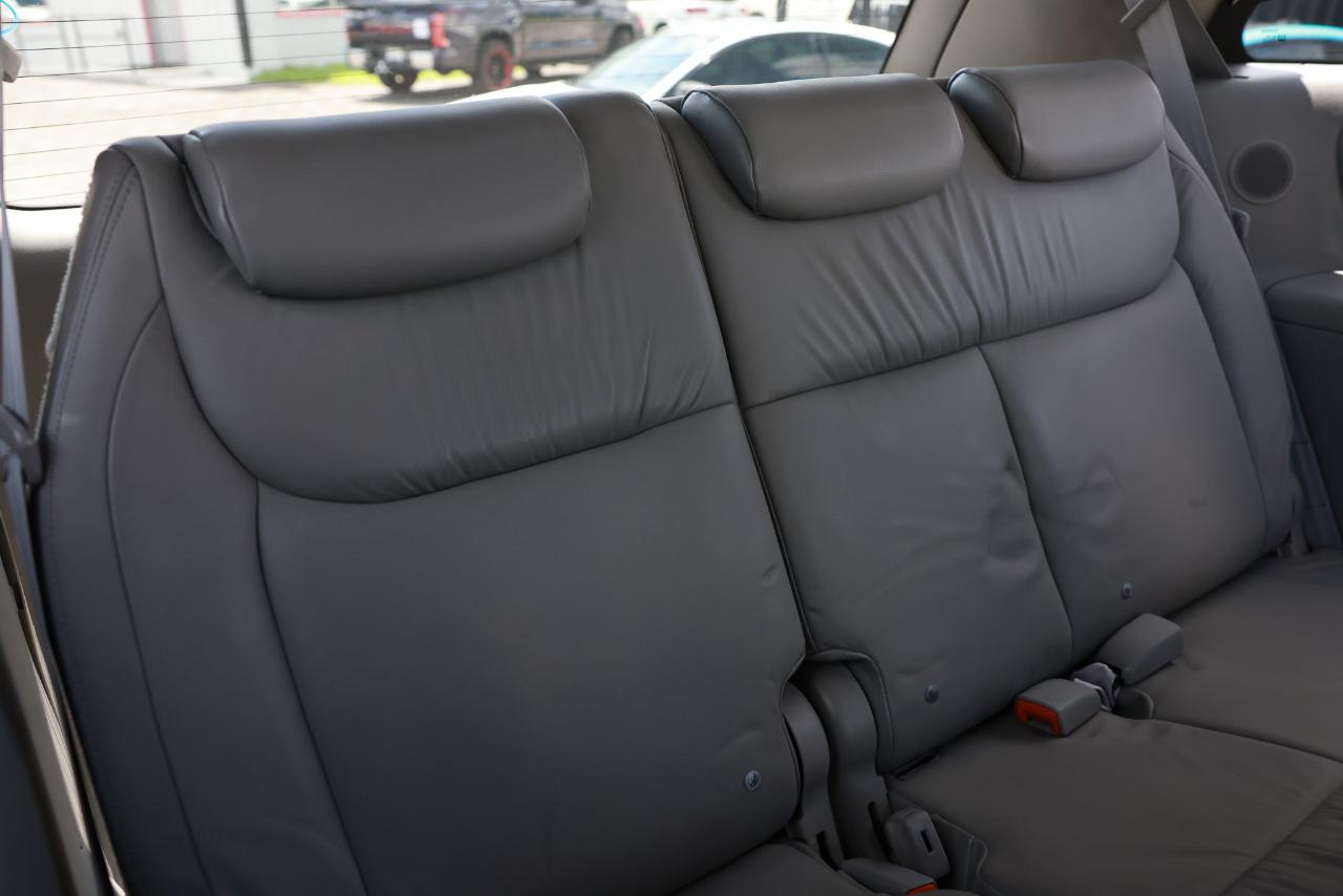 Toyota Sienna XLE 2006