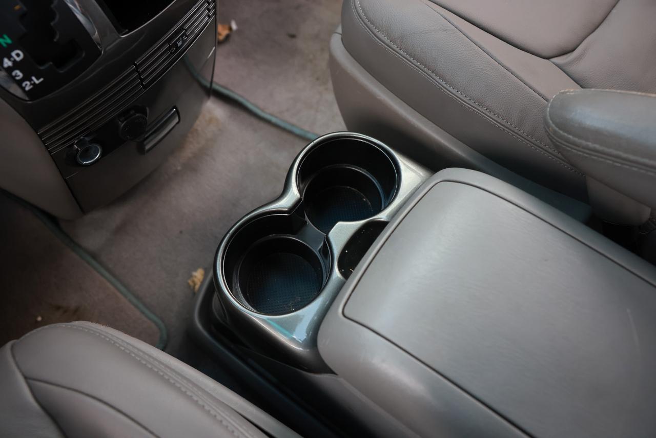 Toyota Sienna XLE 2006