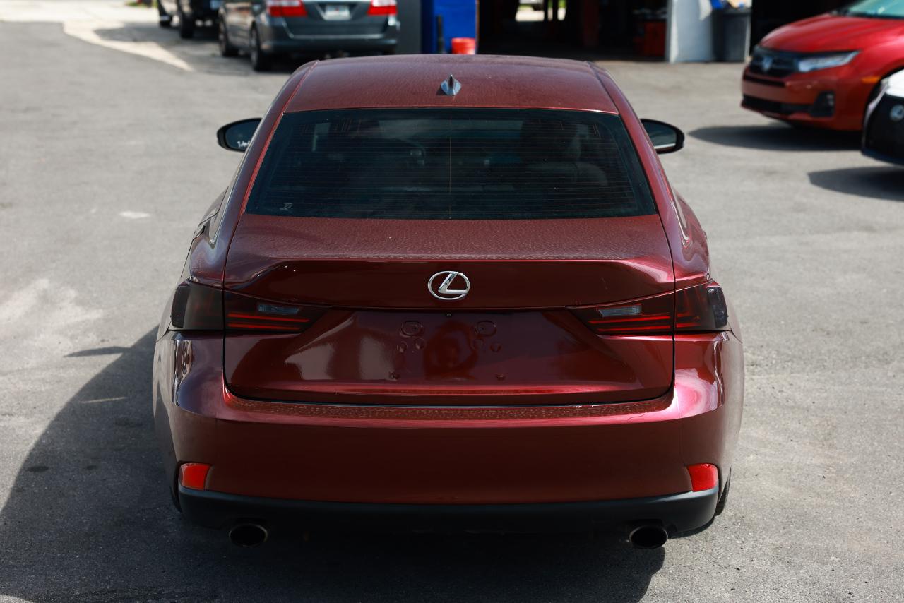 Lexus IS 250 RWD 2015