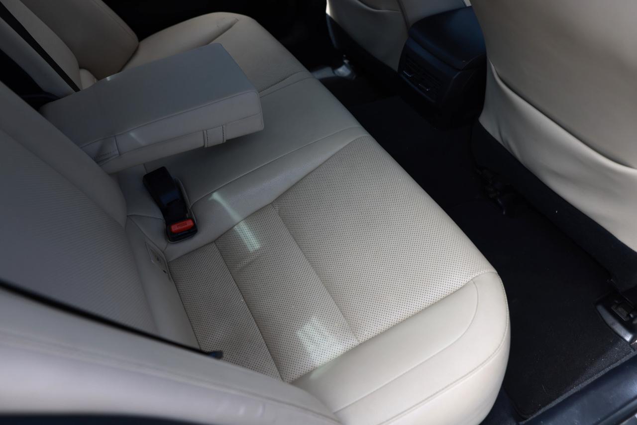Lexus IS 250 RWD 2015