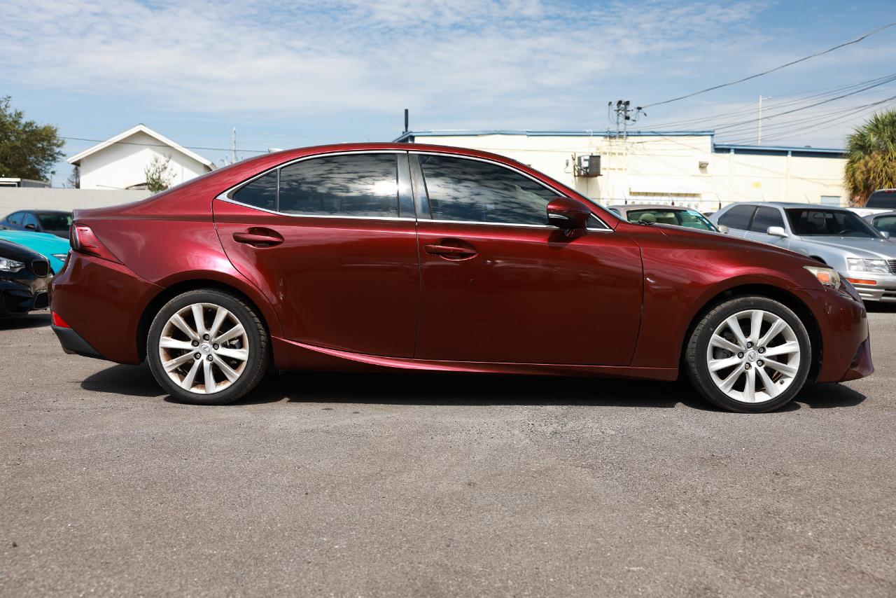 Lexus IS 250 RWD 2015