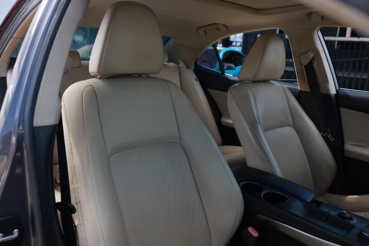 Lexus IS 250 RWD 2015