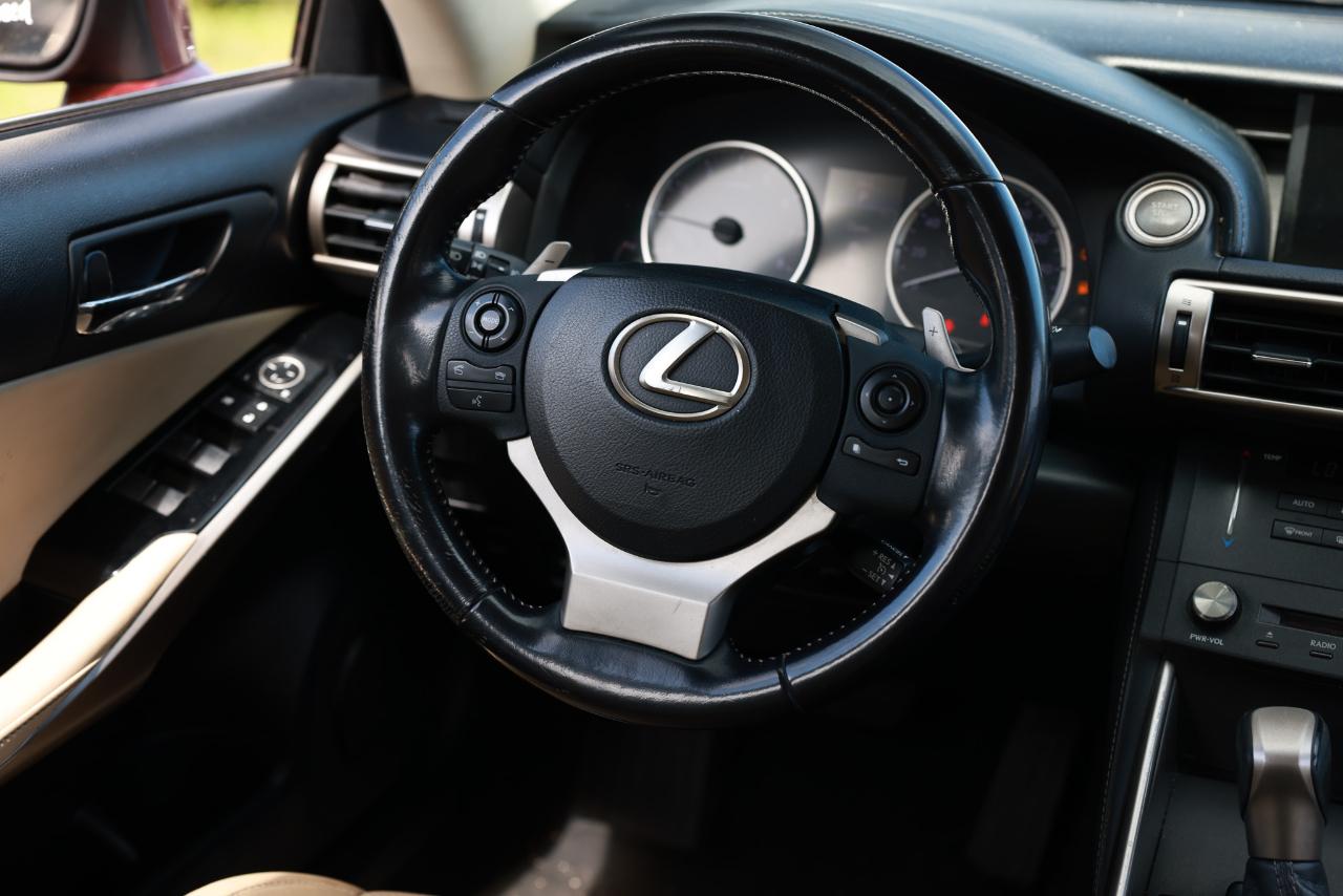 Lexus IS 250 RWD 2015
