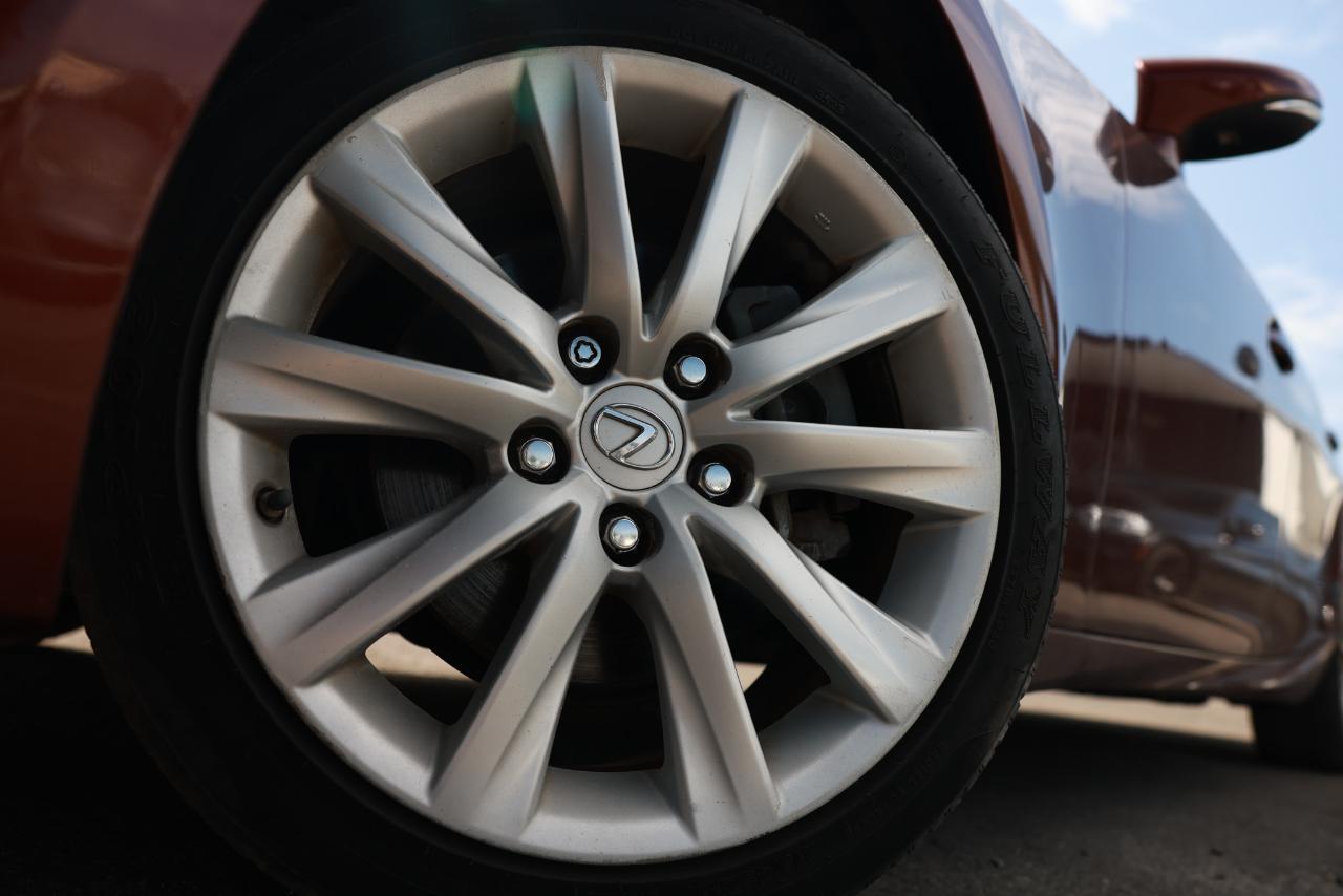 Lexus IS 250 RWD 2015