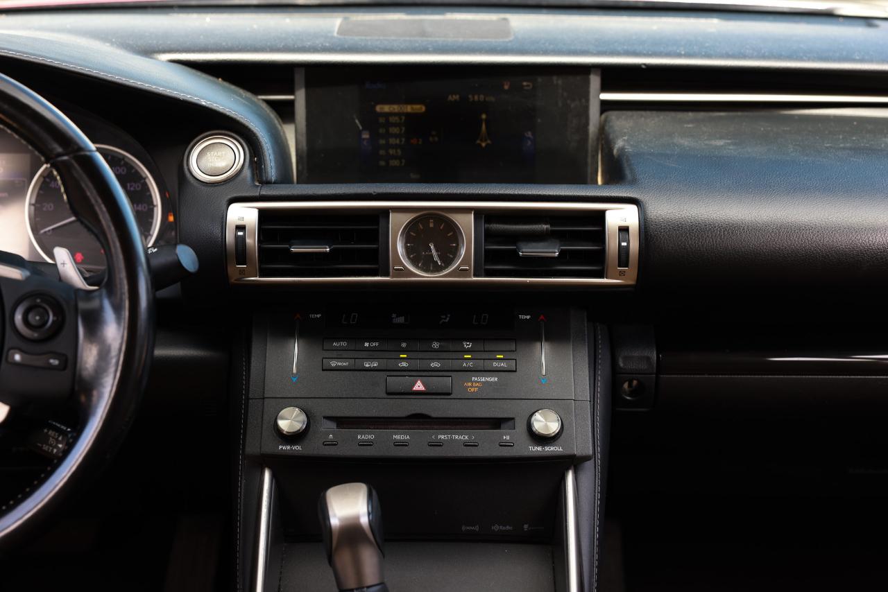 Lexus IS 250 RWD 2015