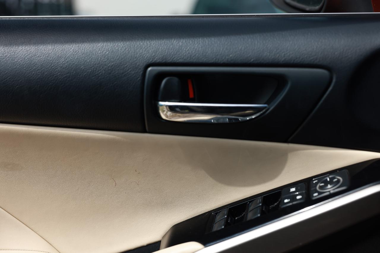Lexus IS 250 RWD 2015
