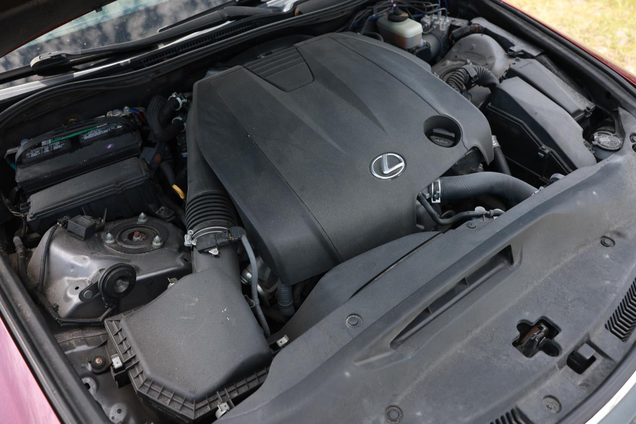 Lexus IS 250 RWD 2015