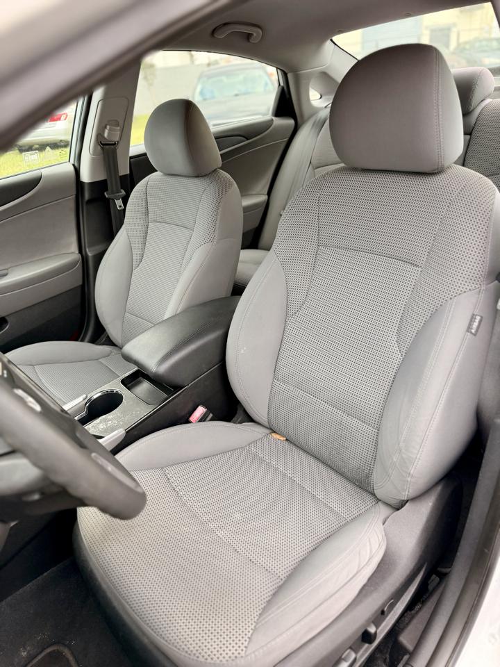 Hyundai Sonata GLS Auto 2011