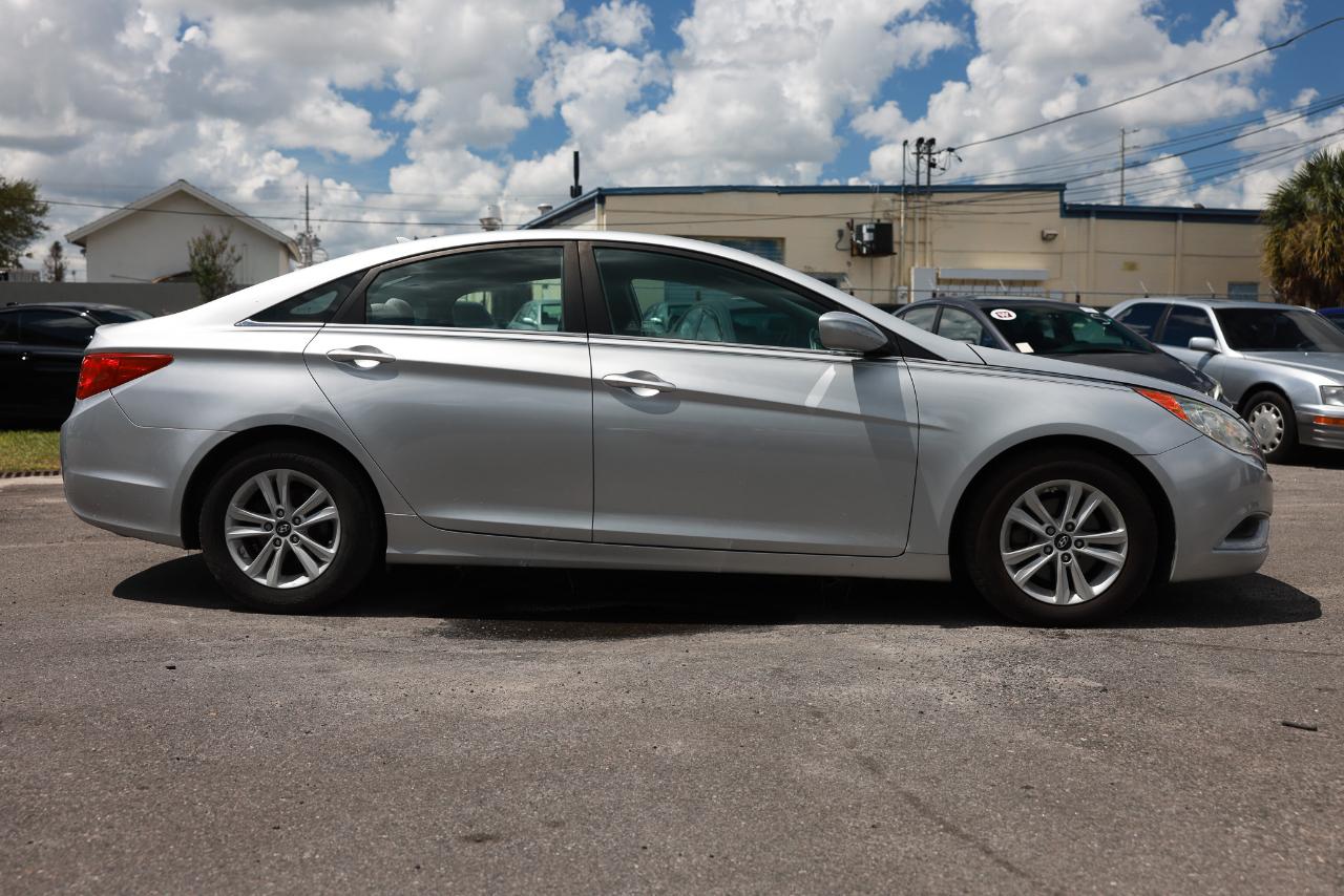 Hyundai Sonata GLS Auto 2011