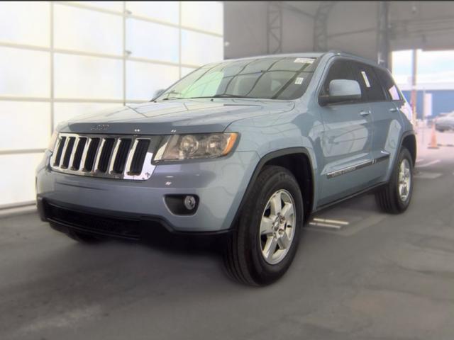 Blue 2013 Jeep Grand Cherokee SUV / Crossover 4X2 Automatic