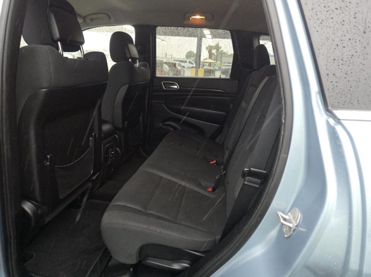 Jeep Grand Cherokee Laredo 2WD 2013
