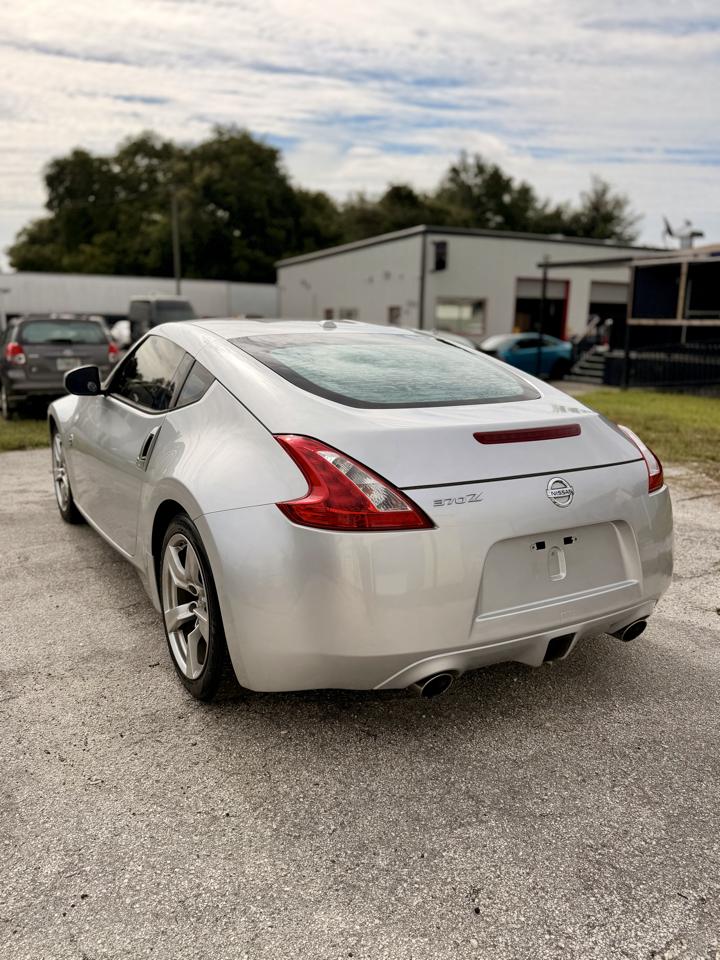 Nissan 370Z Coupe 2009