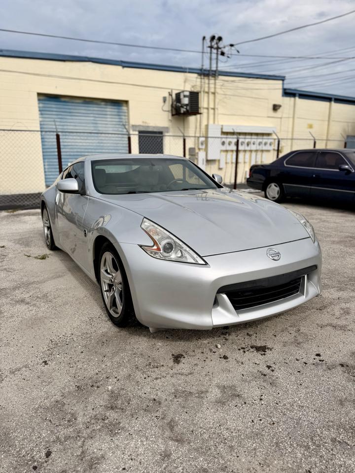 Nissan 370Z Coupe 2009