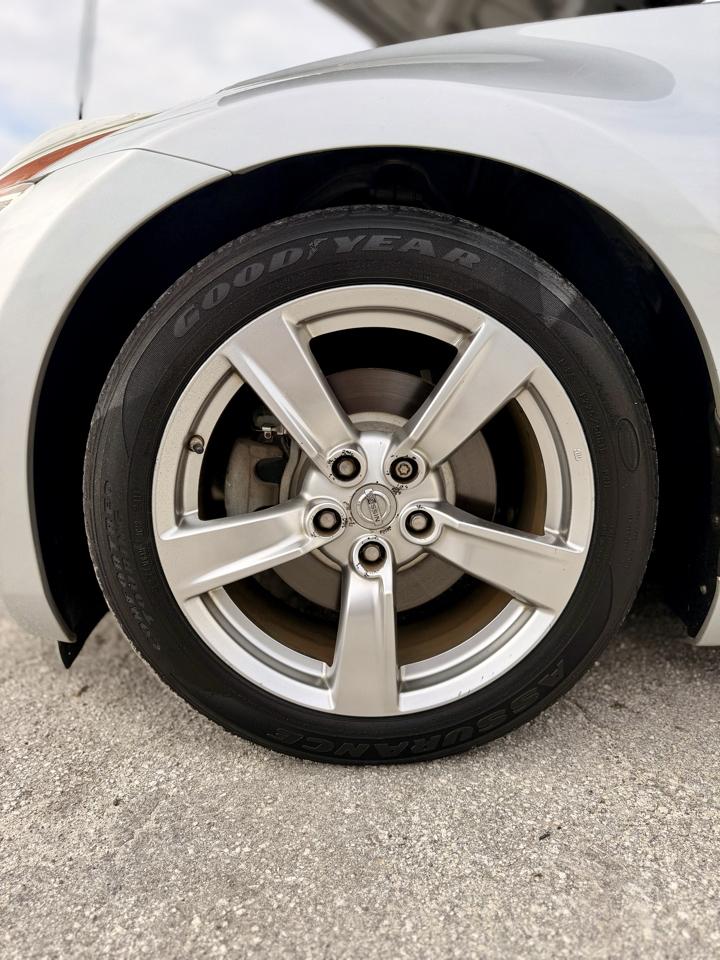 Nissan 370Z Coupe 2009