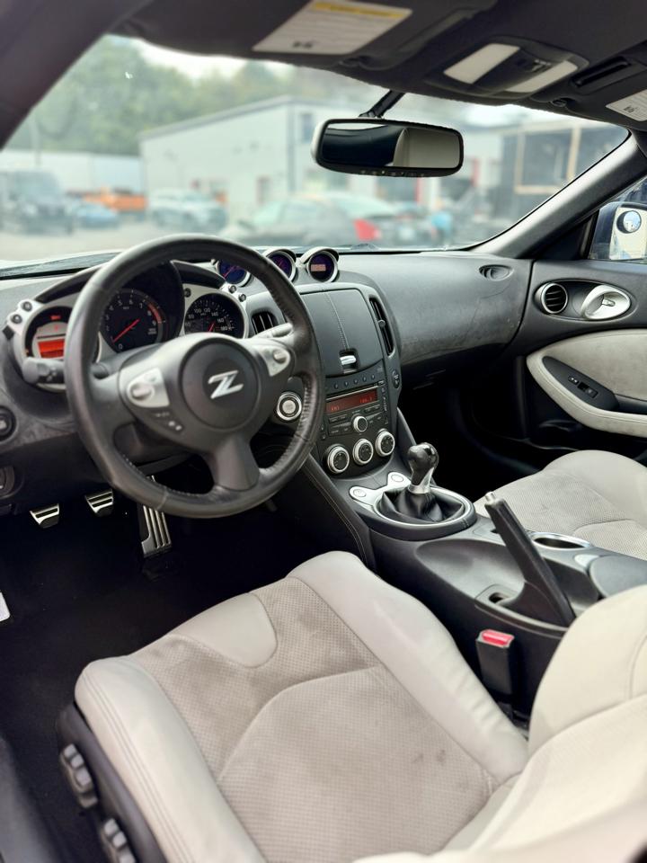 Nissan 370Z Coupe 2009