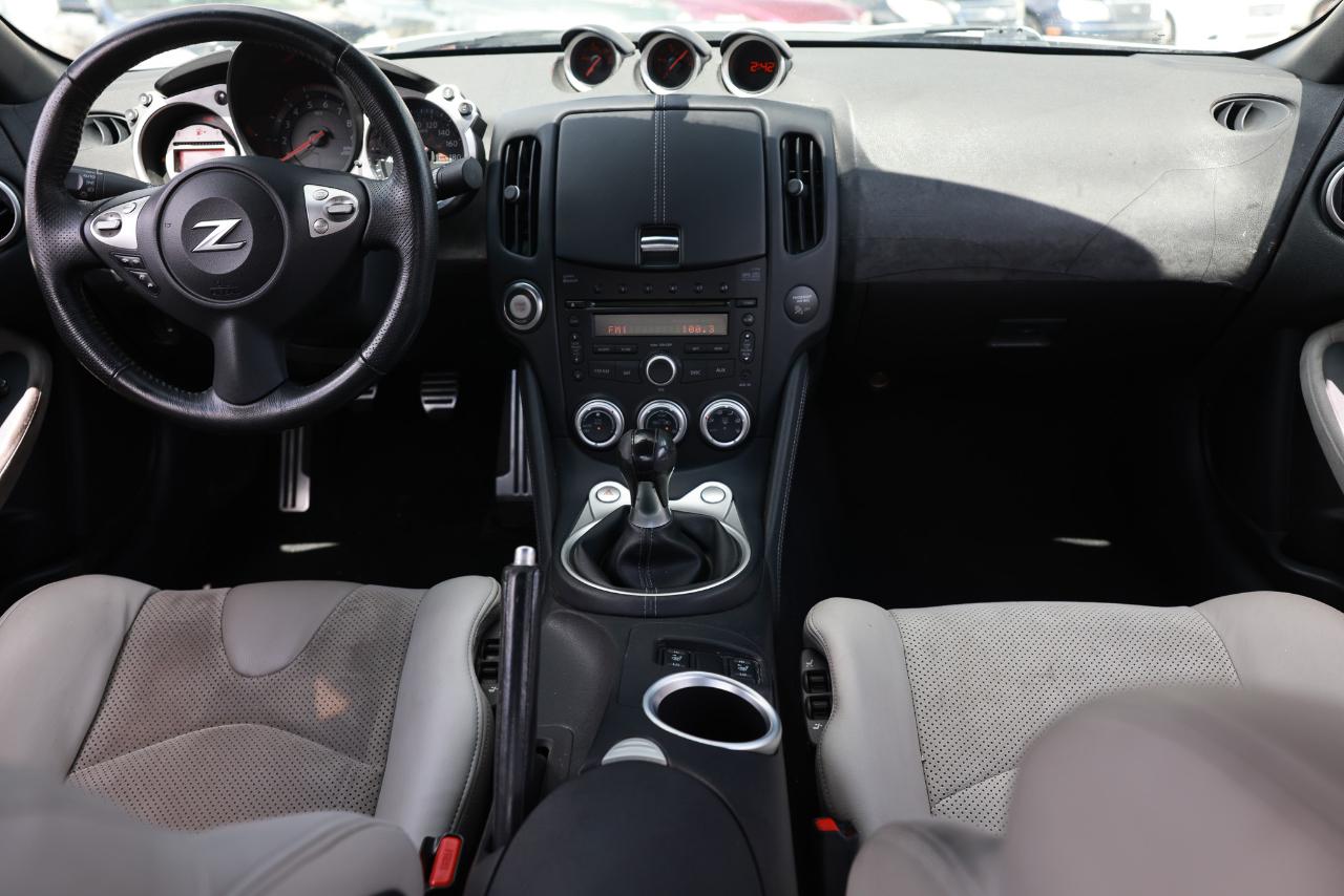 Nissan 370Z Coupe 2009