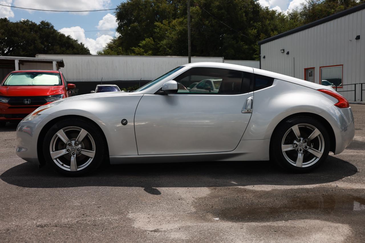 Nissan 370Z Coupe 2009