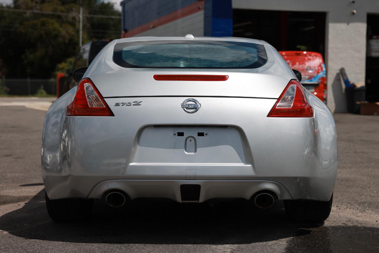 Nissan 370Z Coupe 2009