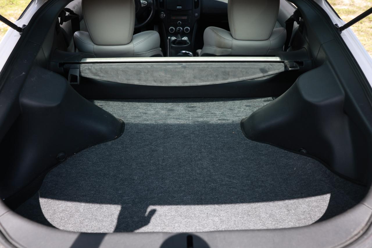 Nissan 370Z Coupe 2009