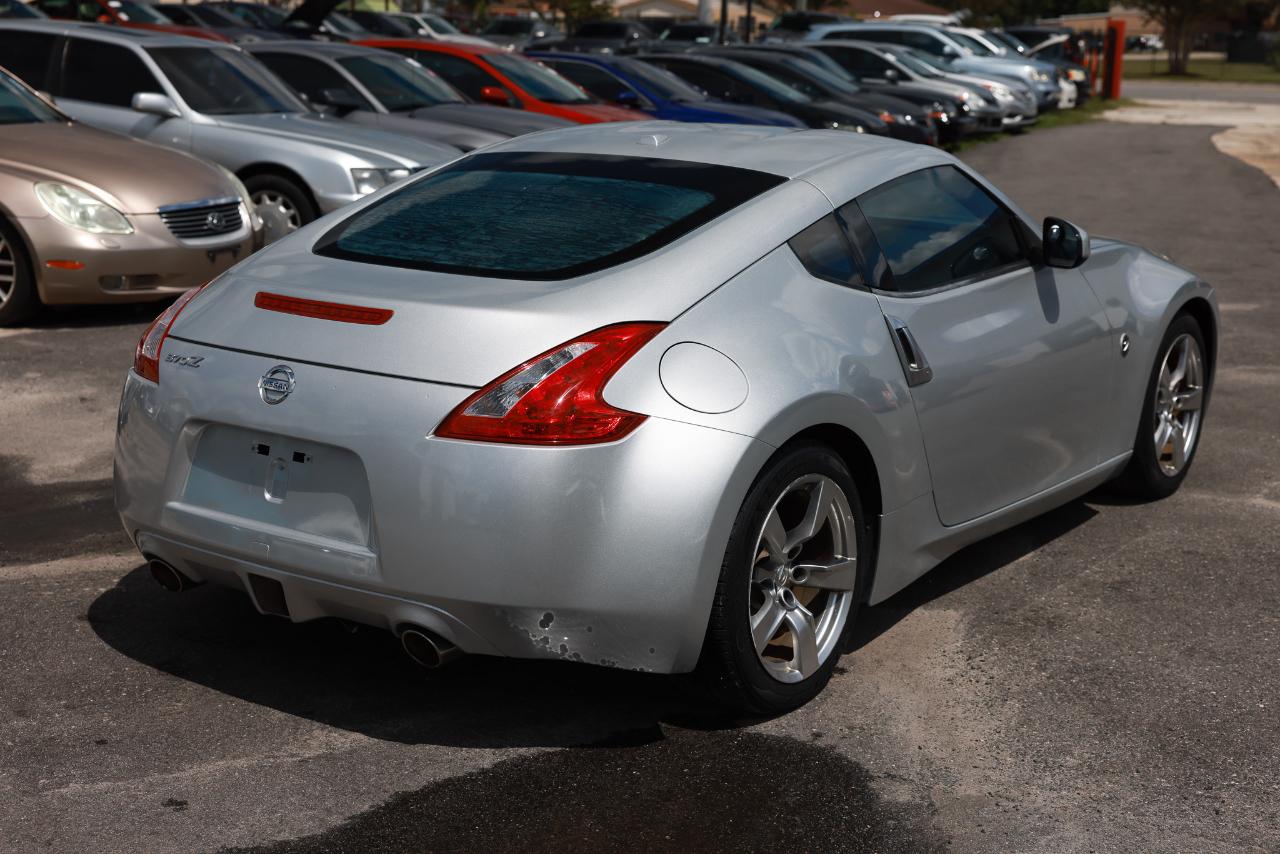 Nissan 370Z Coupe 2009