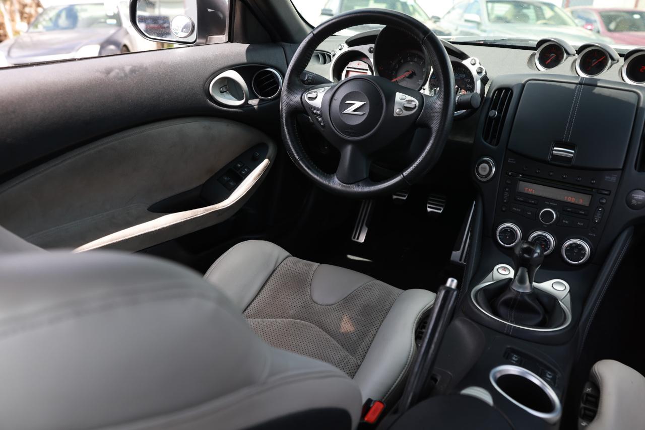 Nissan 370Z Coupe 2009