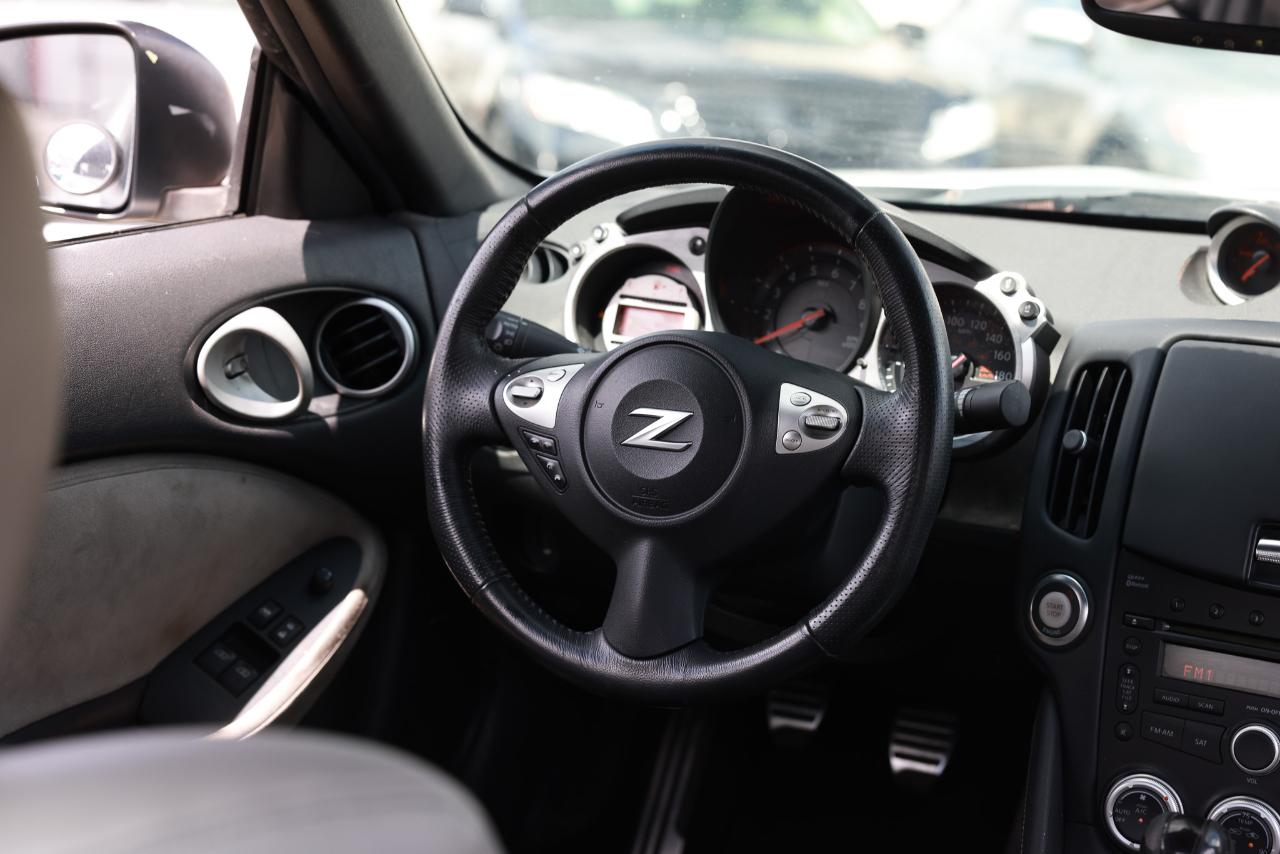 Nissan 370Z Coupe 2009