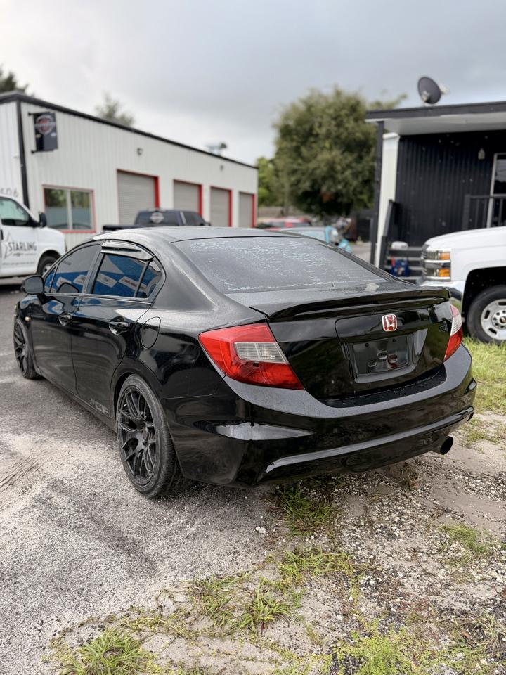 Honda Civic Si Sedan 6-Speed MT 2012