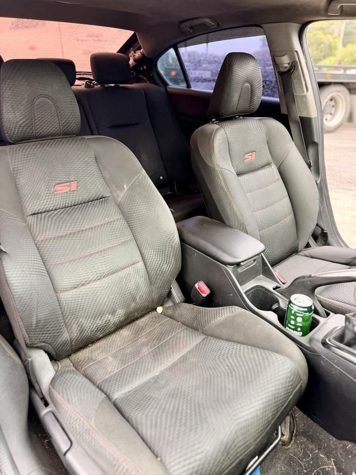 Honda Civic Si Sedan 6-Speed MT 2012