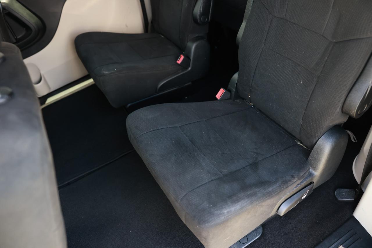 Dodge Grand Caravan Express 2011
