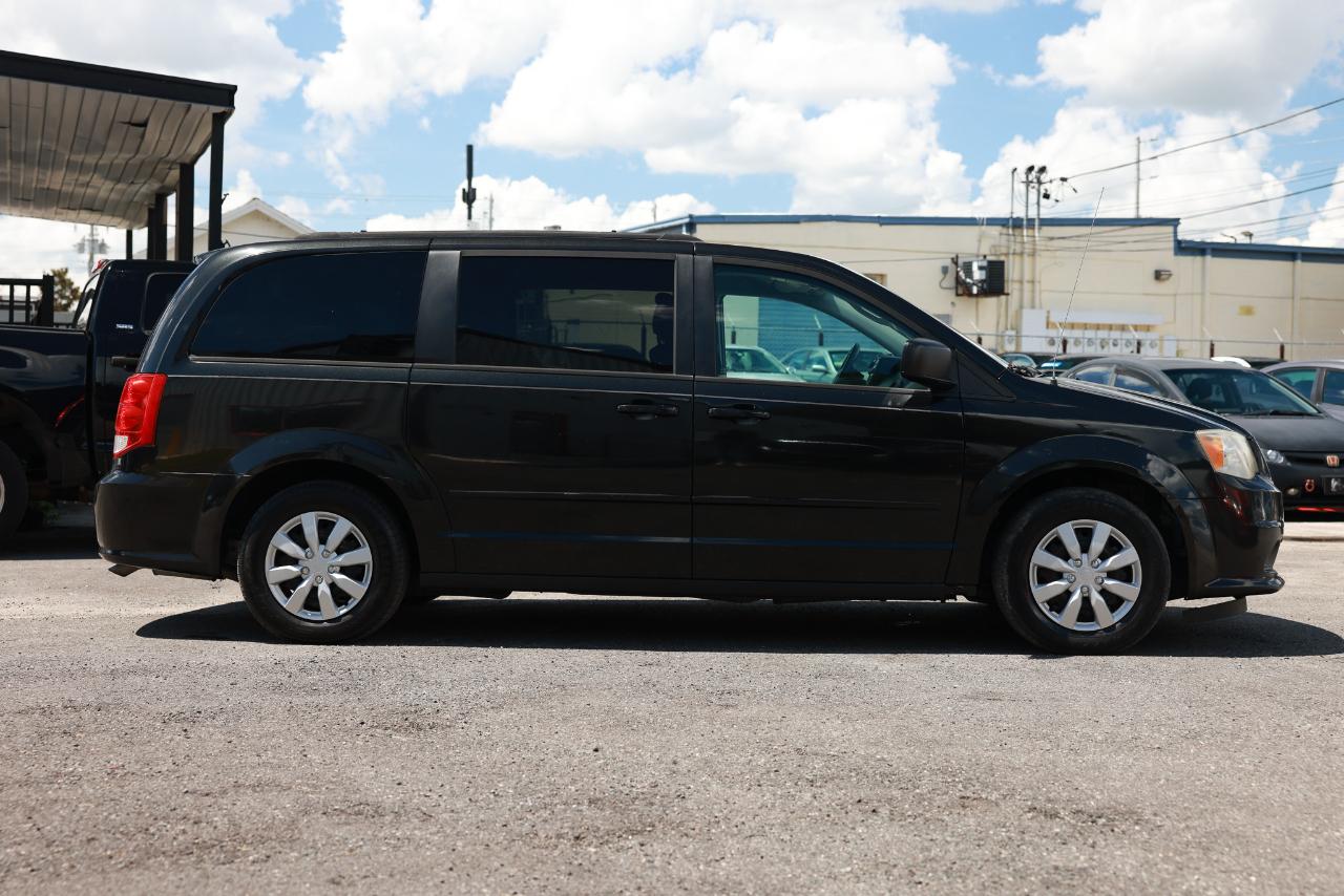 Dodge Grand Caravan Express 2011