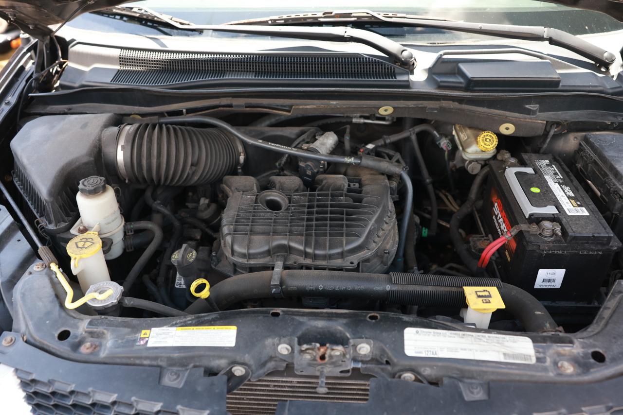 Dodge Grand Caravan Express 2011