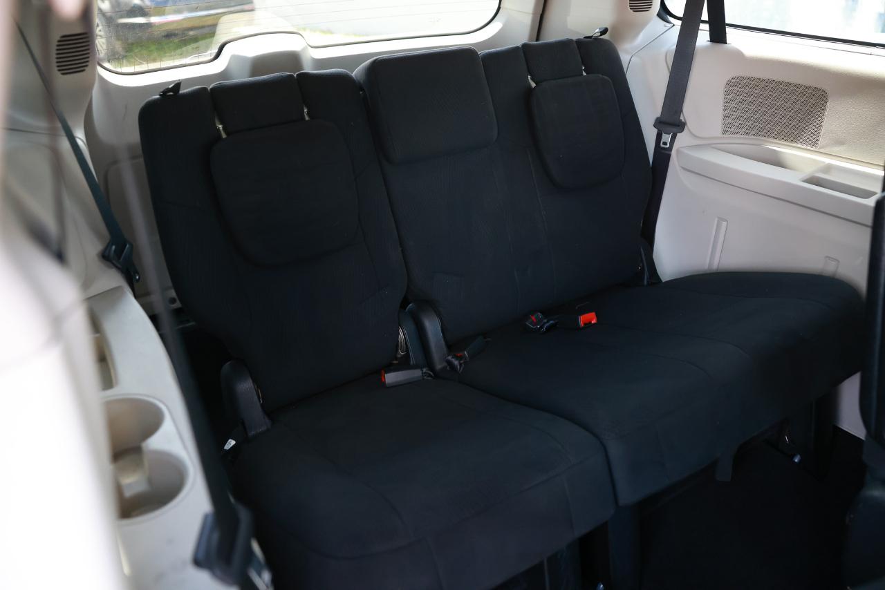 Dodge Grand Caravan Express 2011