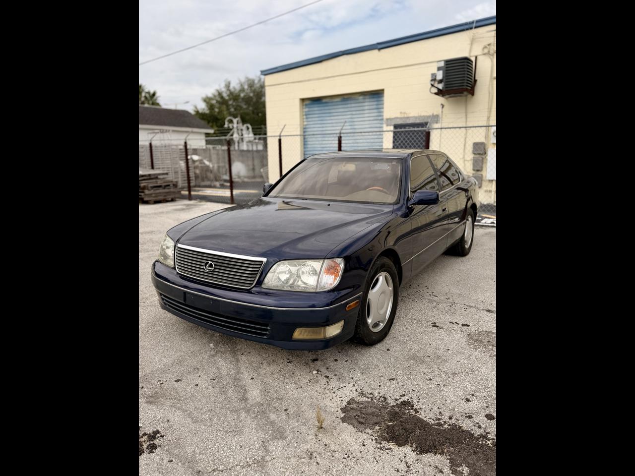1999 Lexus LS 400