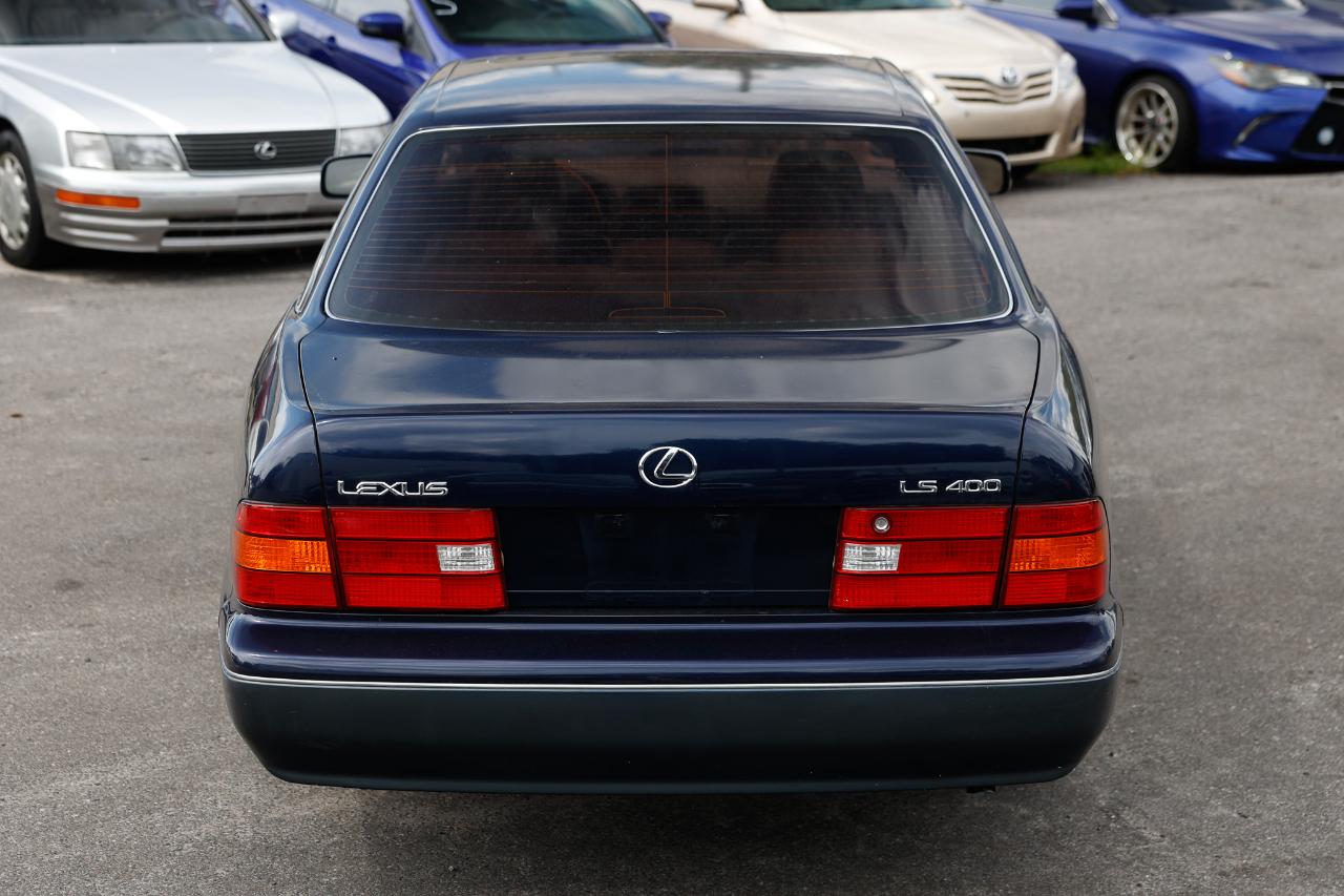 Lexus LS 400 Base 1999