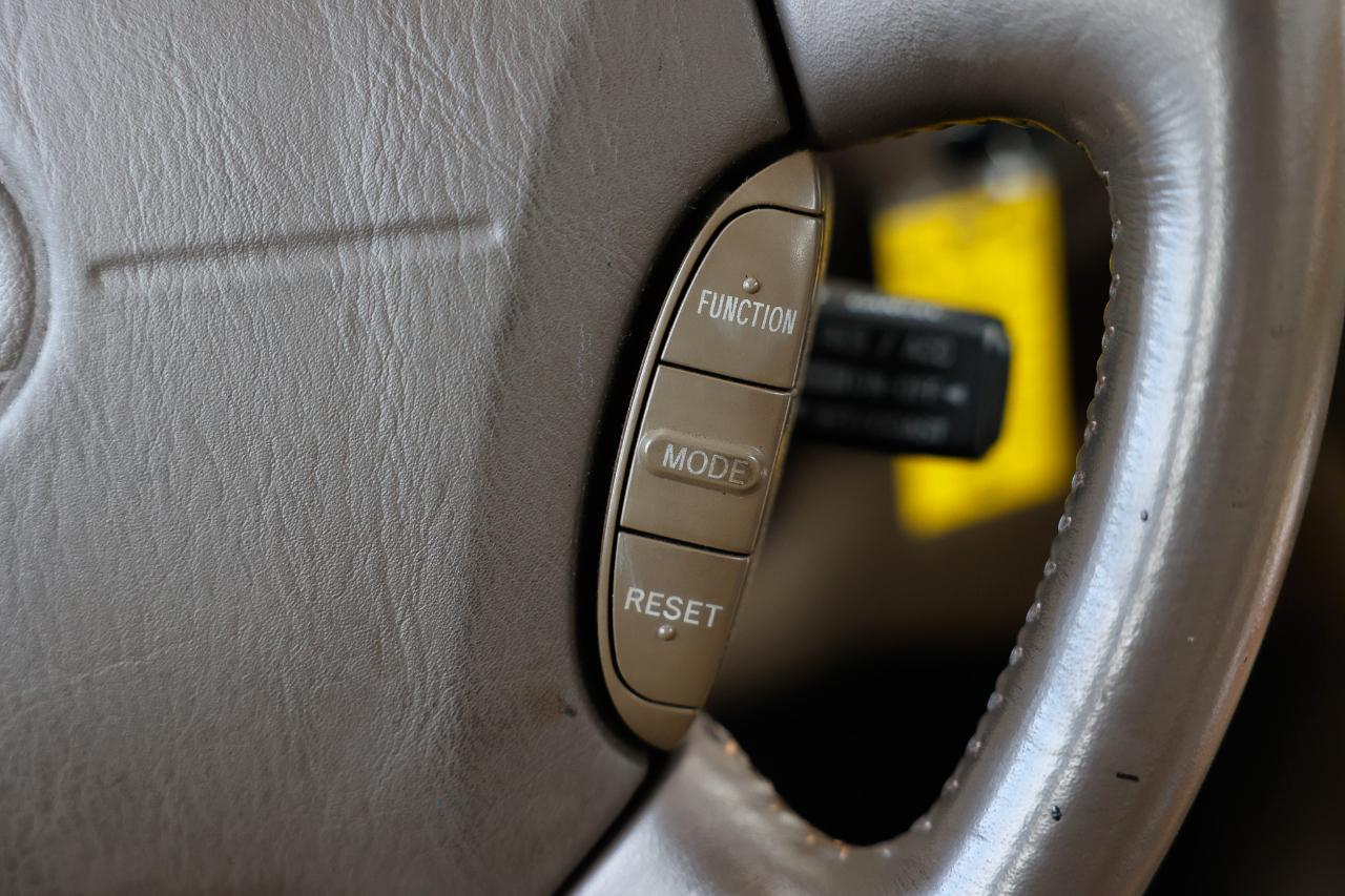 Lexus LS 400 Base 1999
