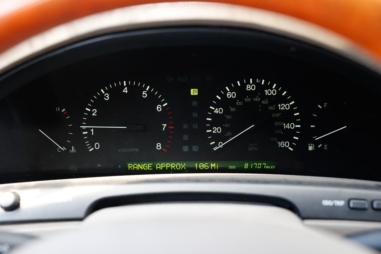 Lexus LS 400 Base 1999
